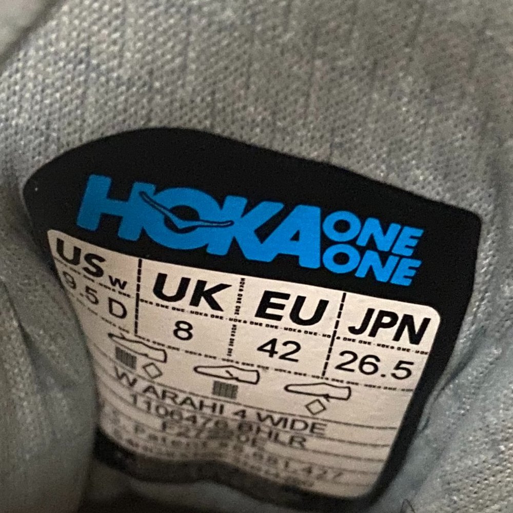 HOKA ONE 9.5w WOMENS ARAHI 4 SNEAKERS